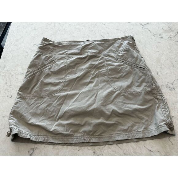 Athleta Pants - Athleta Skort Tan Women’s Sz 12